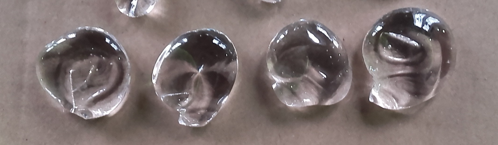 Bild Glas Nuggets 90deg